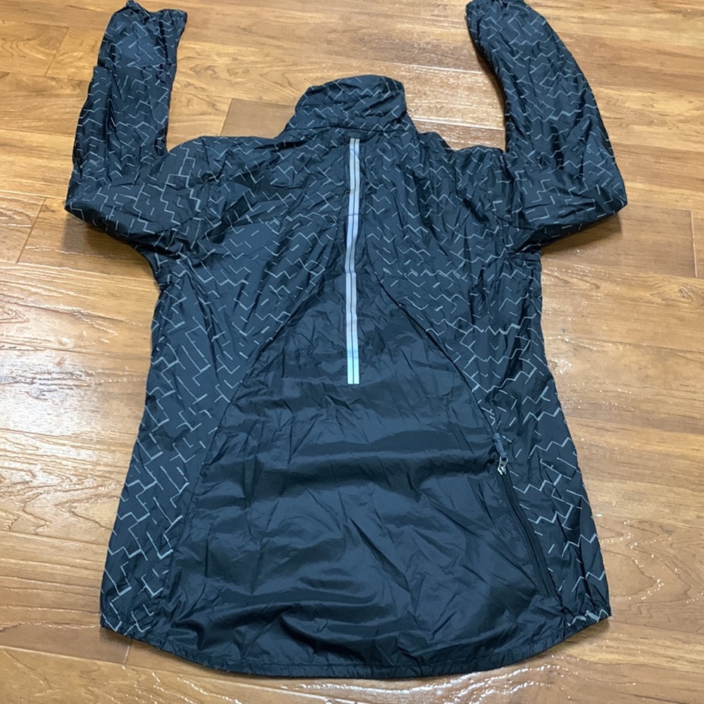 Brooks running Lightweight Packable Jacket - image 5